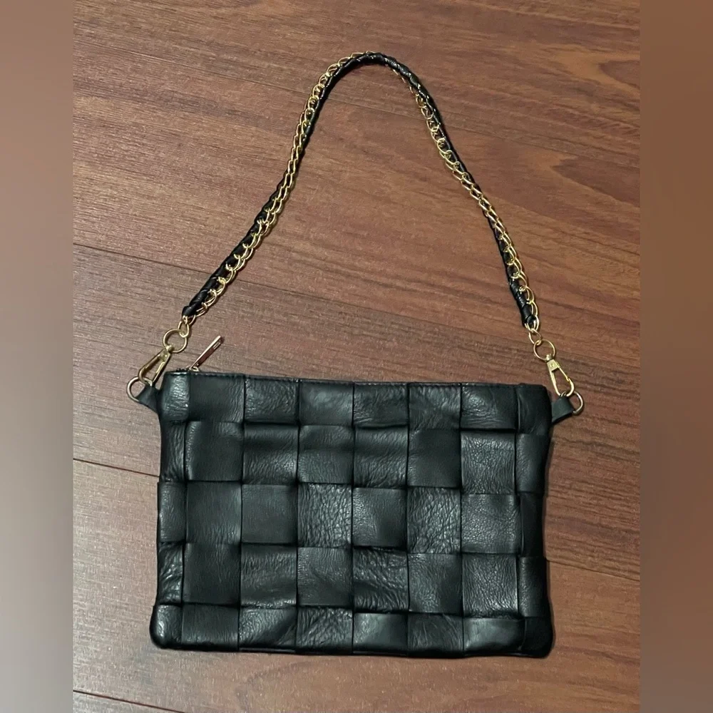 Vintage Anna Paola black leather purse bag Gold chain woven black leather soft